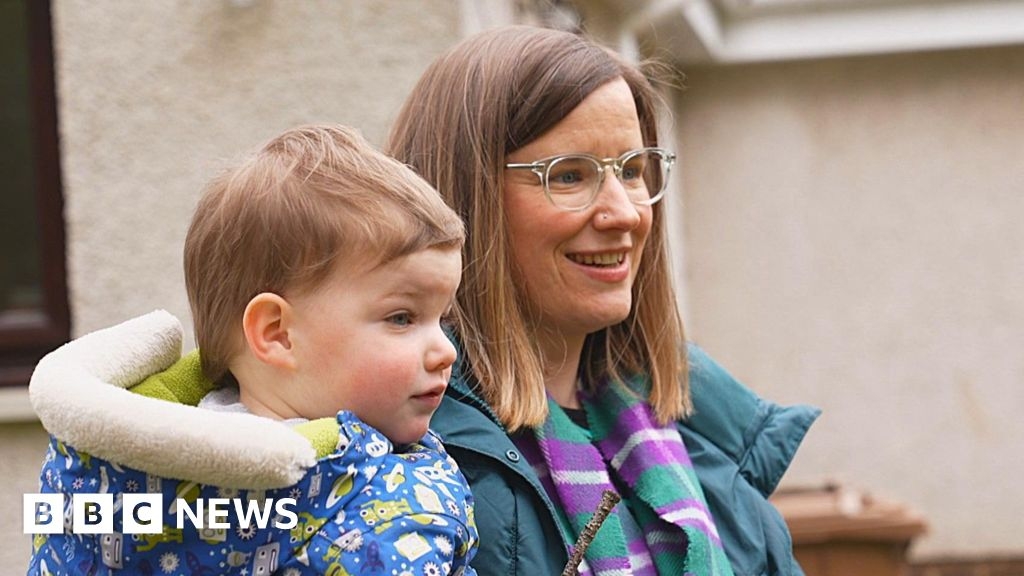 Premature baby leave 'transformative' for parents