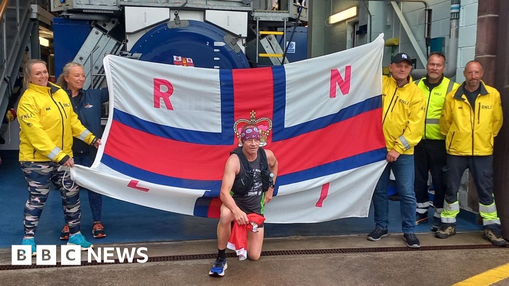 Finishing seven marathon challenge 'emotional' for Peel runner
