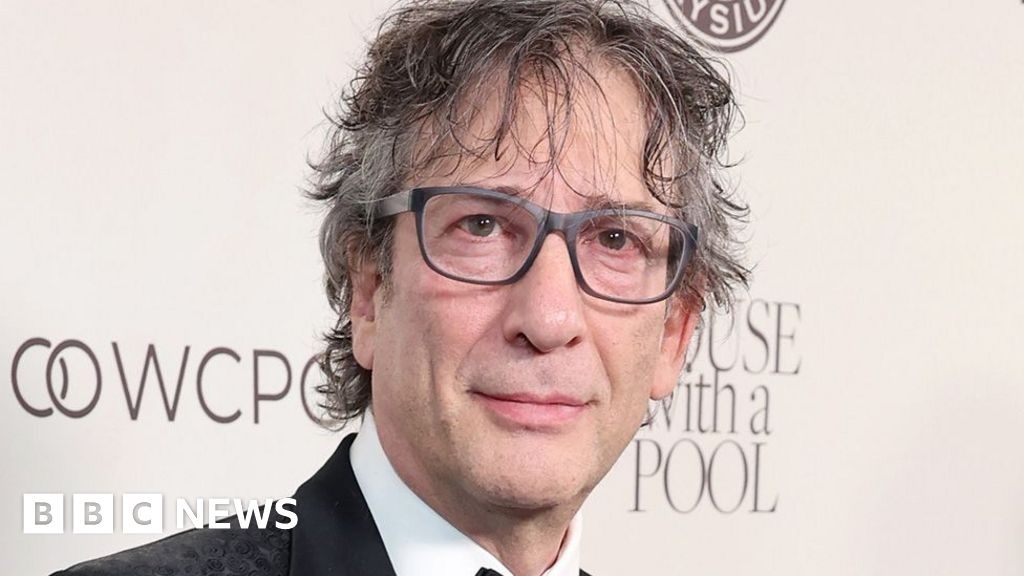 Neil Gaiman says nanny's allegations are 'a sham'