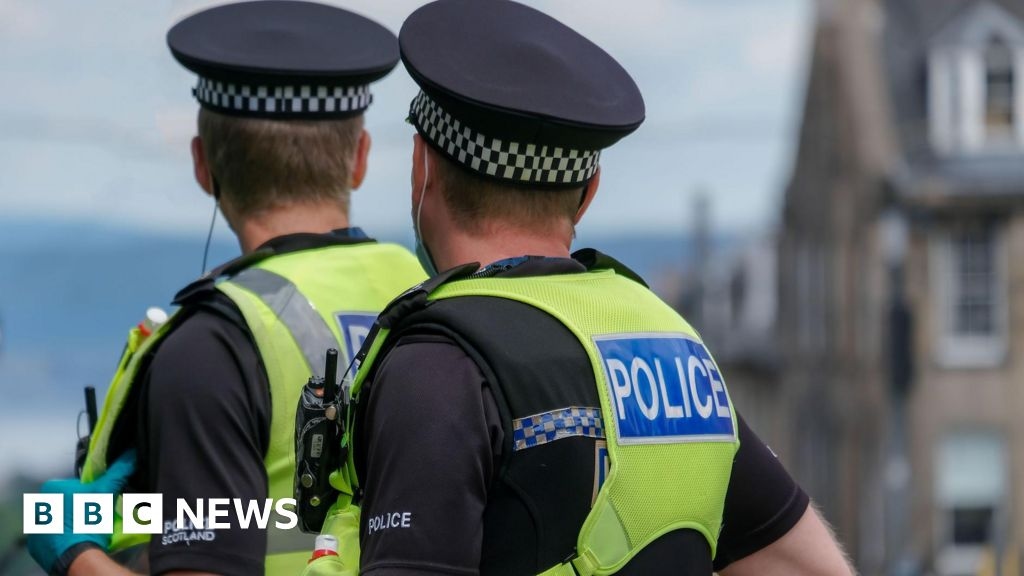'No criminality' after human remains found at Paisley building site