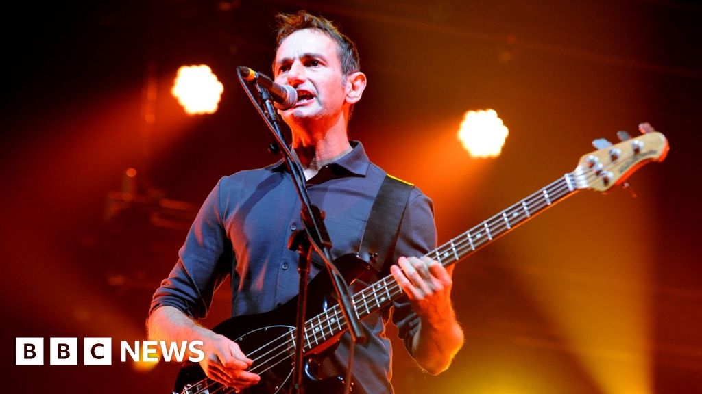 'Ullapool helps me recover from life in rock band James'