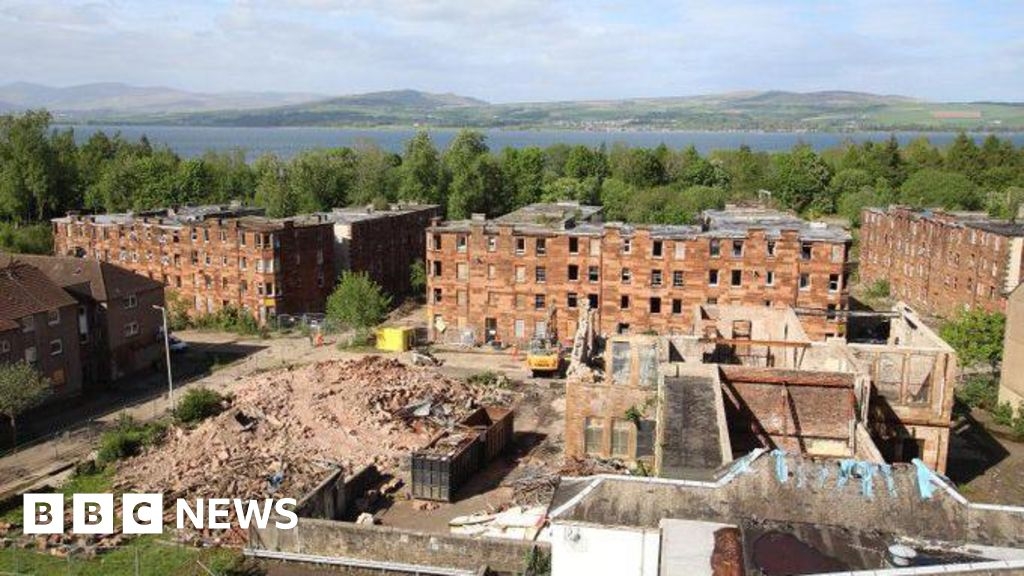 Two workers injured in demolition of Port Glasgow's Clune Park estate
