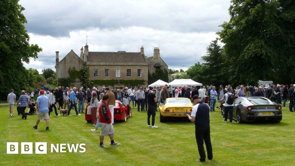 Traffic changes to ease queues for Pink Floyd star open garden event