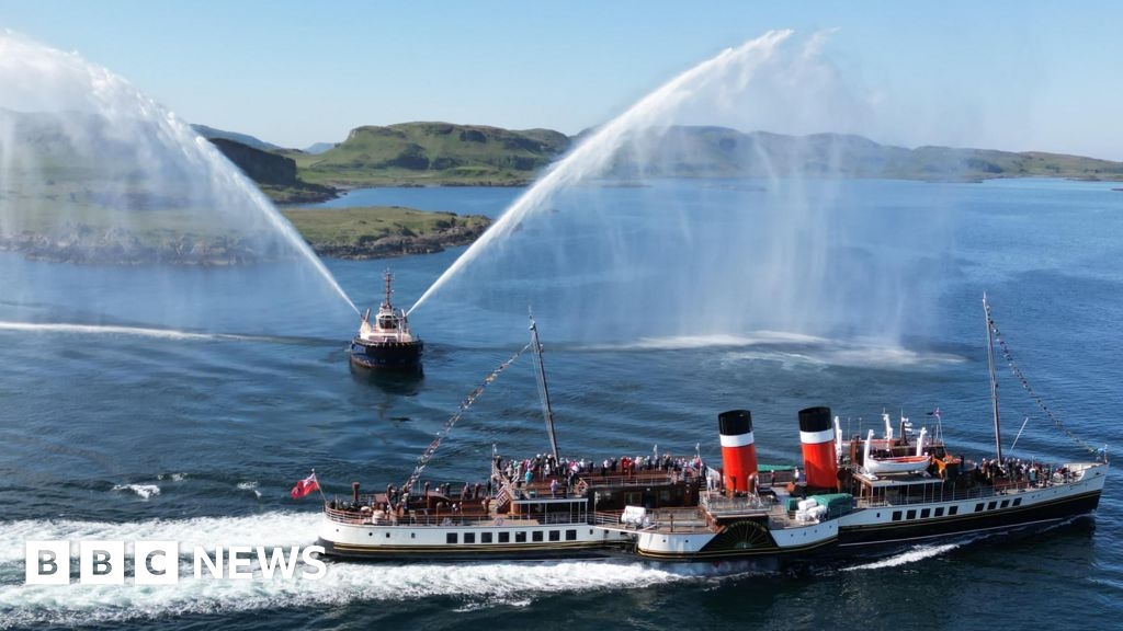 Waverley: 50 years of the paddle steamer bought for £1