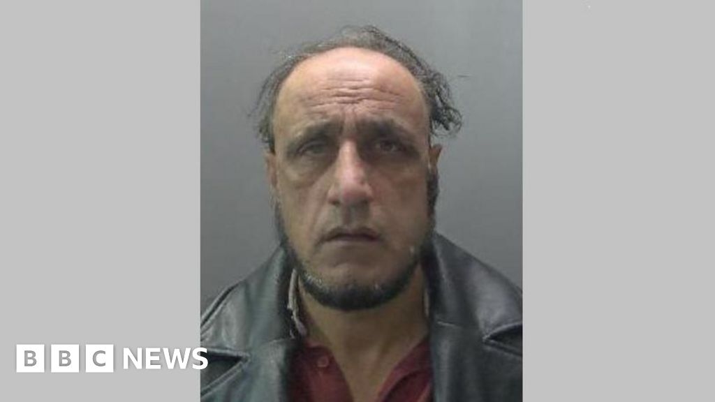 Peterborough sex offender found with 10 phones in mattress at home