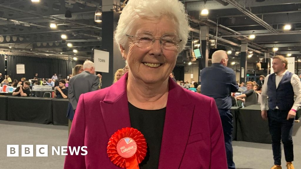 Doncaster mayor appoints just four Labour councillors to top team