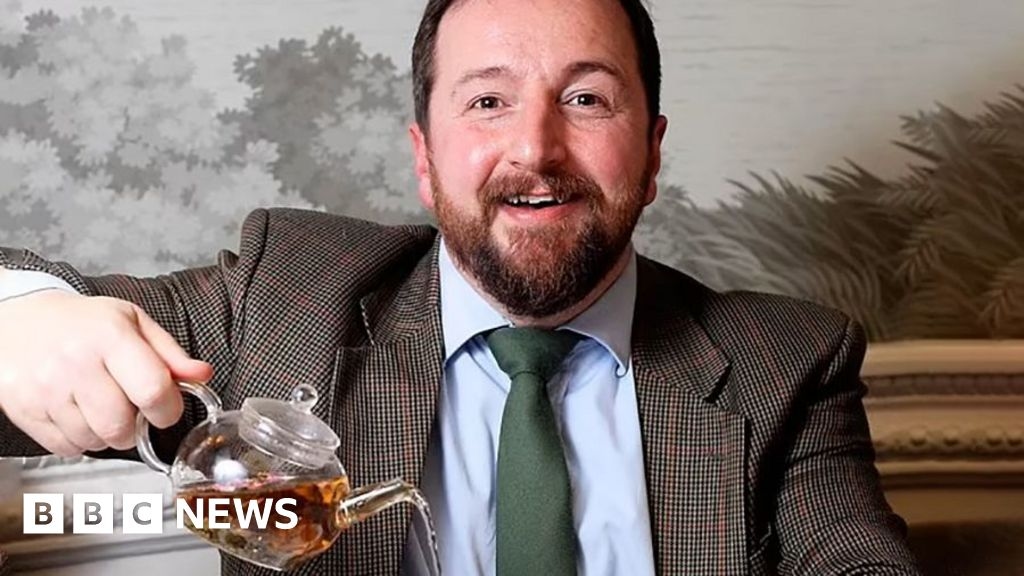 Fraudster jailed for selling fake 'Scottish-grown tea'