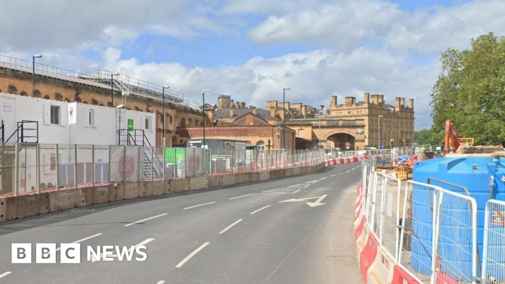 Queen Street near York railway station to shut over weekend