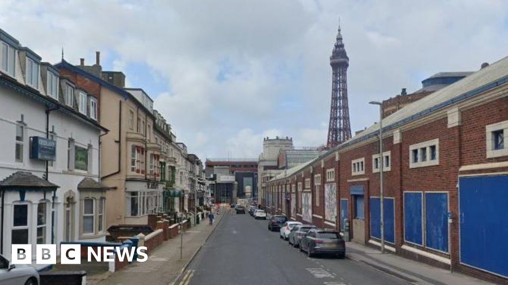 Man spends hours on Blackpool roof after running away from police