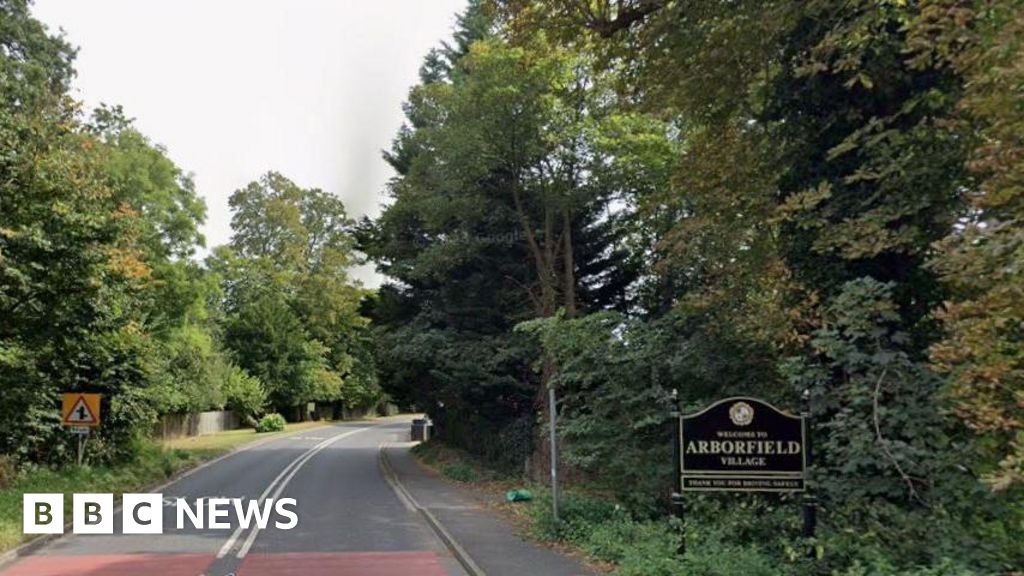 Wokingham Borough Council refuses more than 100 new homes