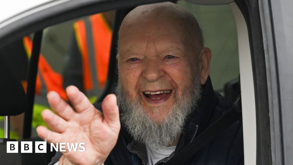 Glastonbury Festival: Day one in pictures