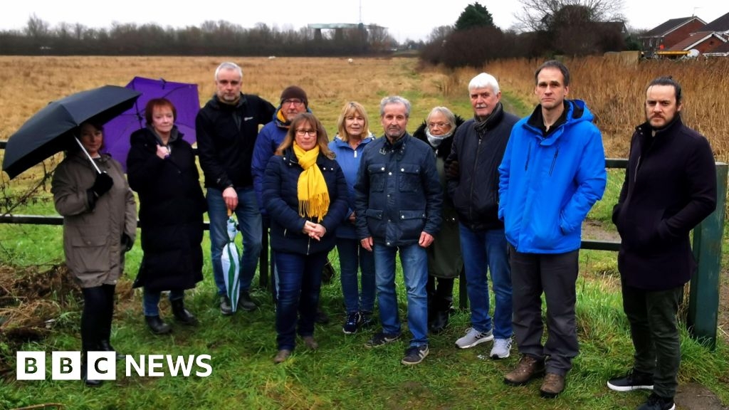Residents objecting to park-and-ride plans on outskirts of Hull
