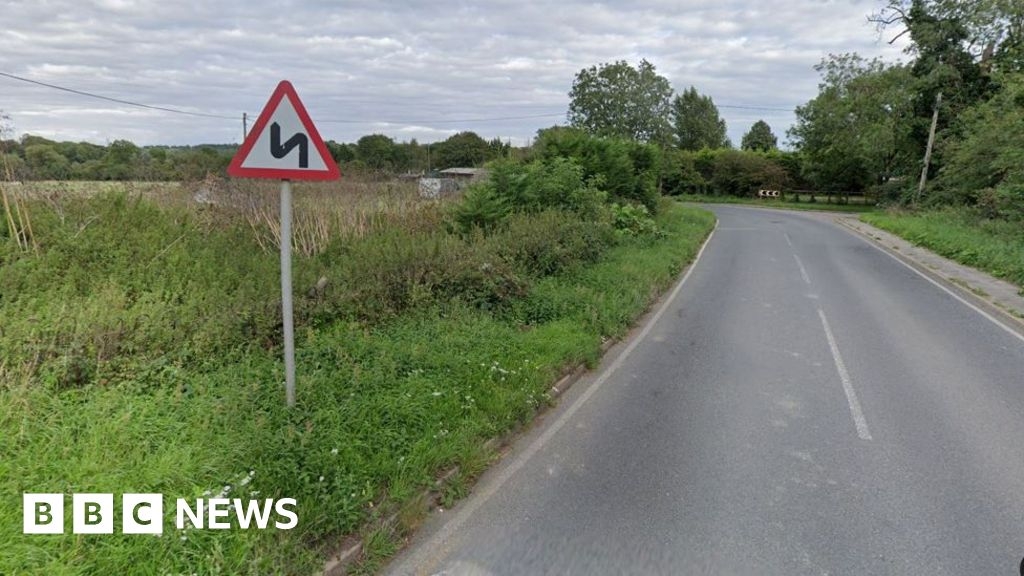 Four seriously injured in head-on crash near Fancott pub