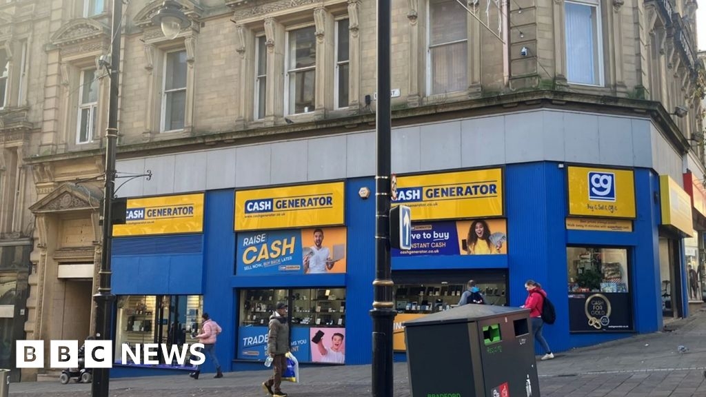 Bradford pawnbroker applies for permission for 'garish' signage