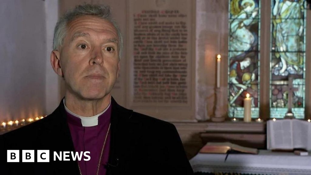 Bangor Cathedral: Calls for Archbishop of Wales to resign over reports
