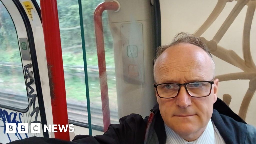 Underground train graffiti 'like Gotham City', says Essex MP