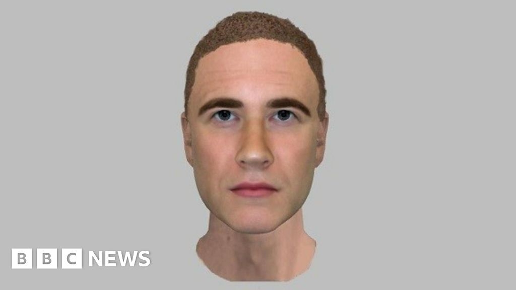 Hunt for man who exposed himself to five women in Sheffield park