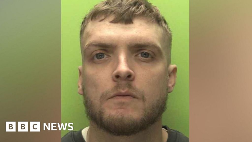 Nottingham dealer who mass messaged Ilkeston's addicts jailed