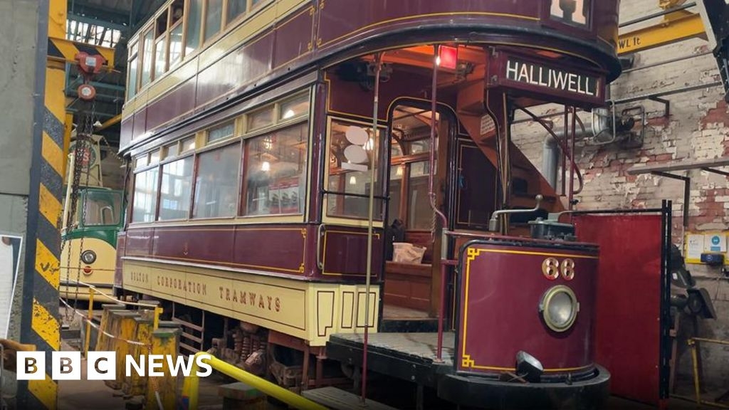 Blackpool's heritage trams 'can't return without £25,000 funding'