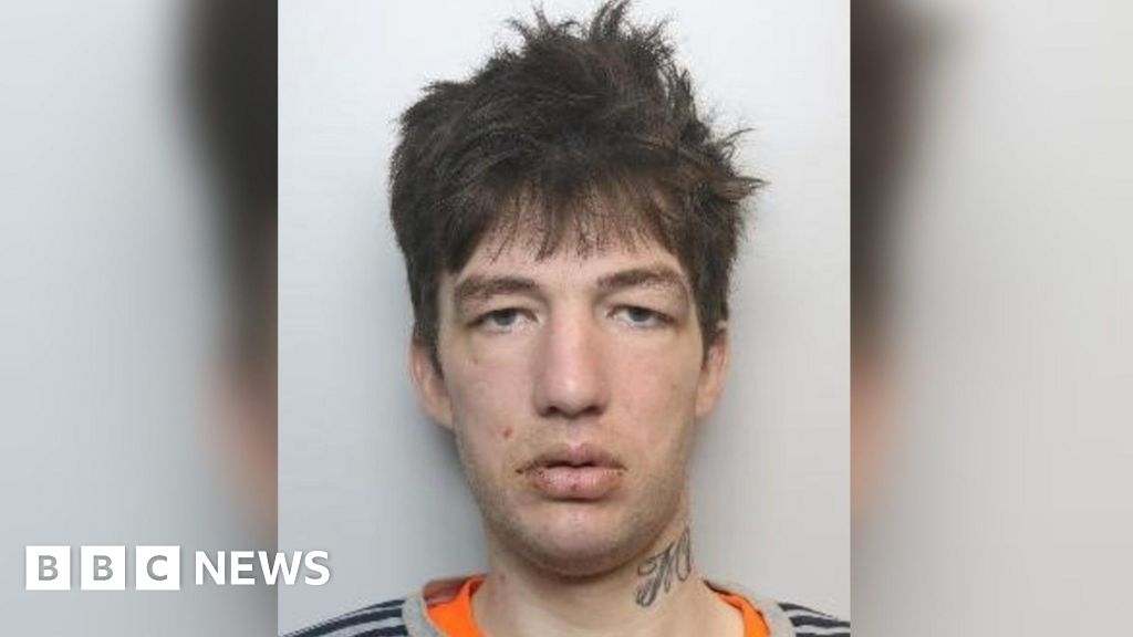 Barnsley: Robber jailed after needle stab attack on shop worker