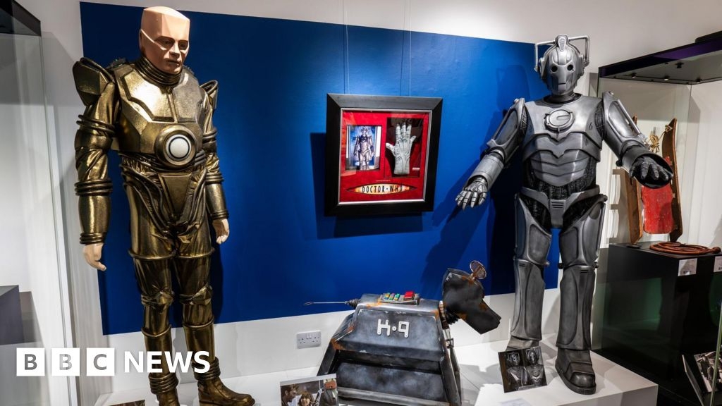 Bromyard sci-fi museum to auction Doctor Who and Red Dwarf props