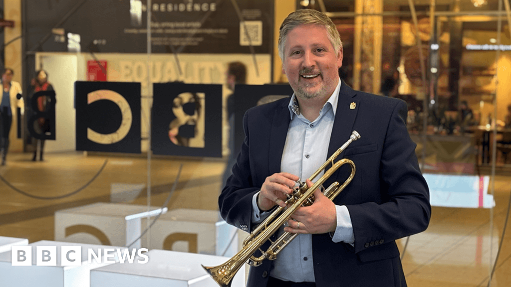 Joe Lycett invites bulger to create Birmingham anthem