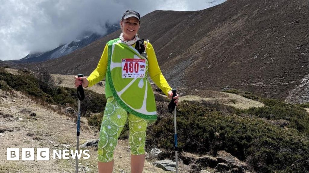 Stafford woman with breast cancer completes Everest Marathon