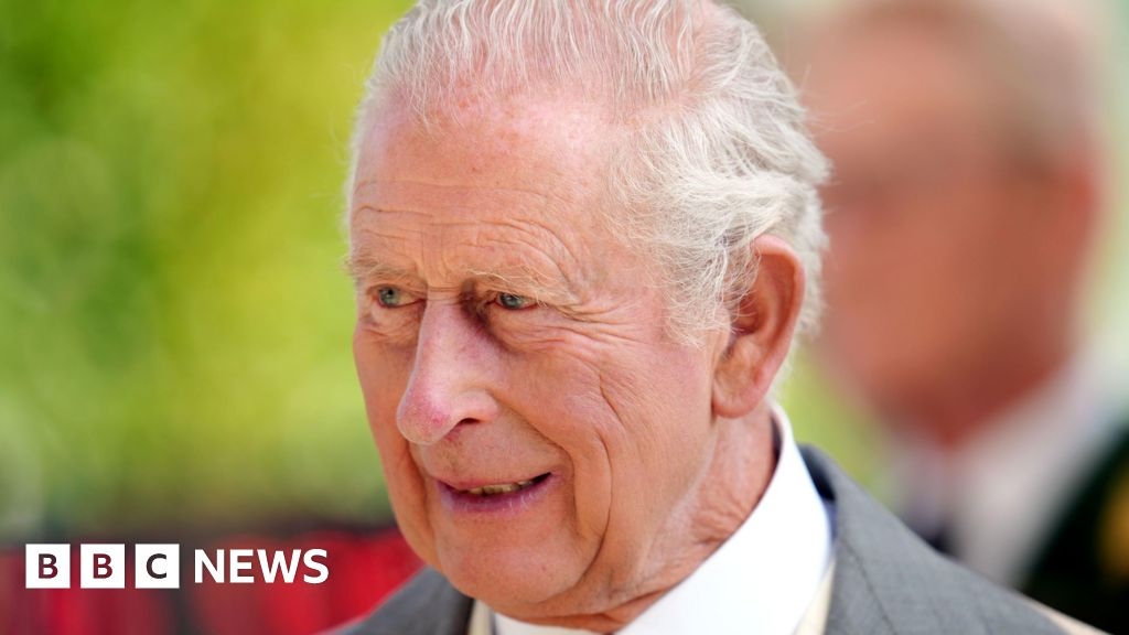 Midwinter's Day: King sends message to Antarctic scientists