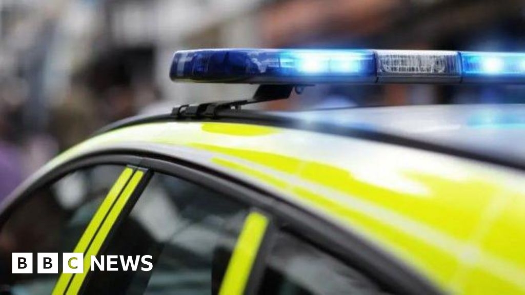 Londonderry: Man jailed for deliberately ramming police vehicle