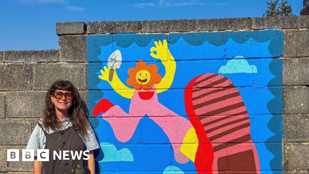 Bristol woman's mission to transform UK's 'drab' alleyways