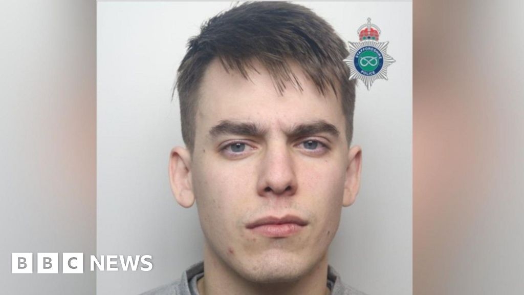 Staffordshire Police officer had 'inappropriate relationships'