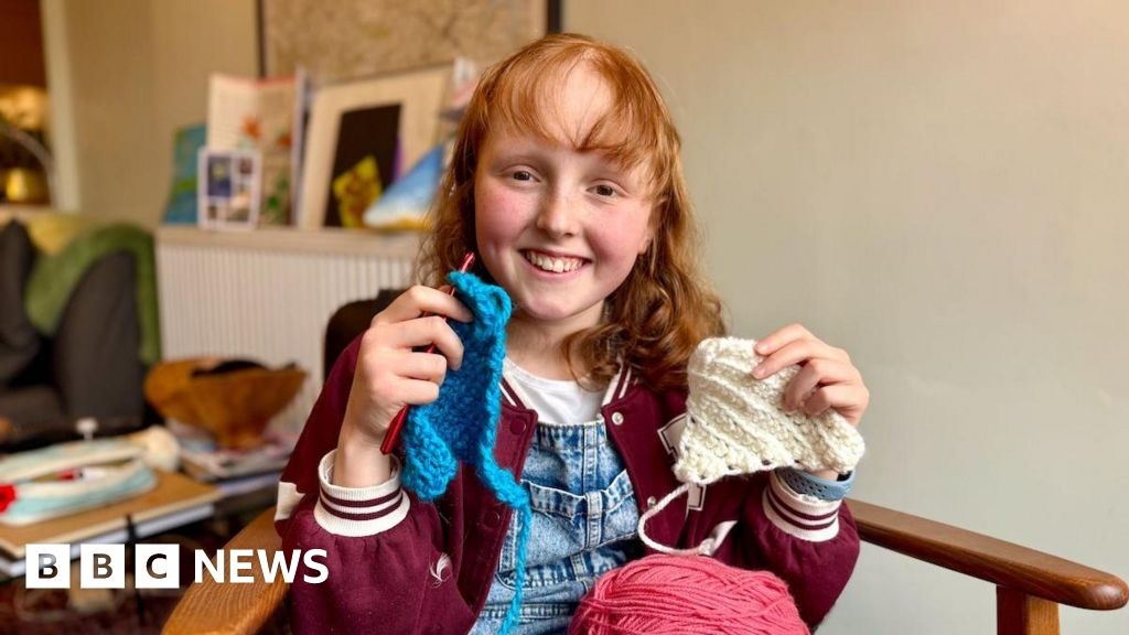 Tunbridge Wells girl crochets bunting for each chemotherapy round