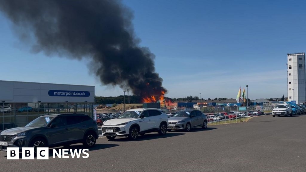 Large Birtley fire disrupts trains between Durham and Newcastle