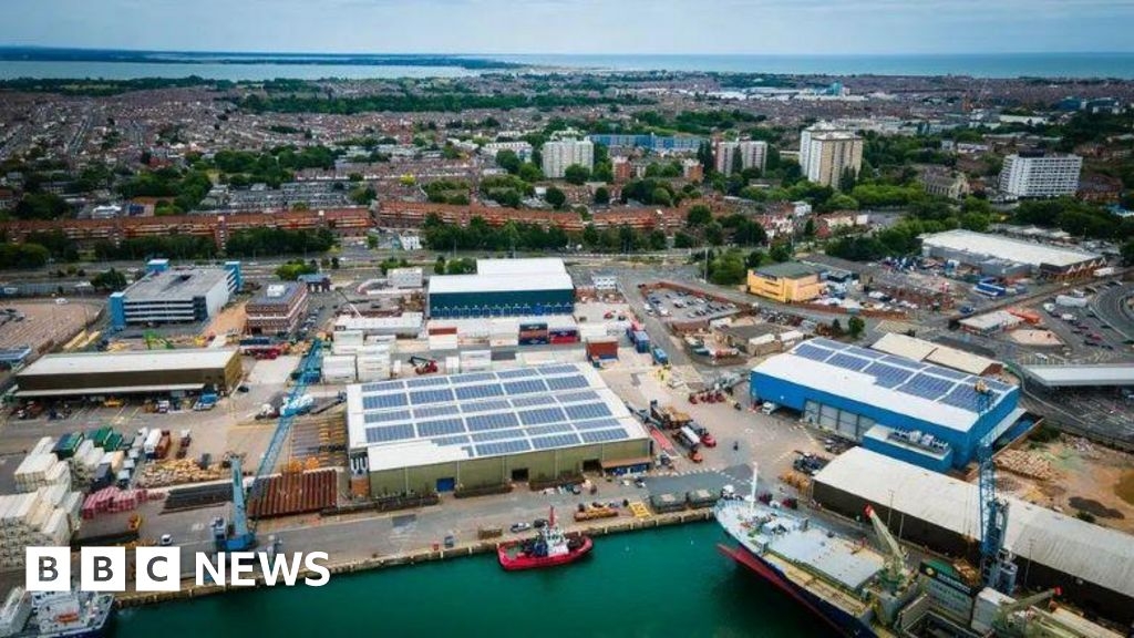 Portsmouth City Council may have to demolish border control post