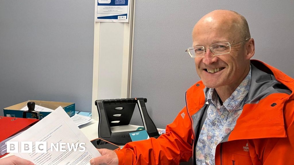 Kendal Town Council candidate dies in Langdale fall