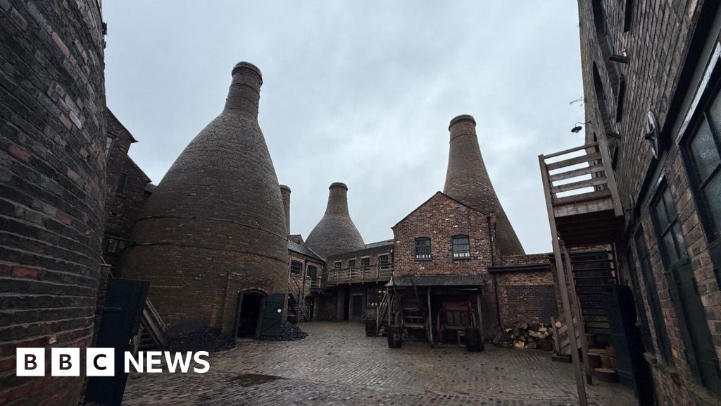 Stoke-on-Trent pottery museum to host ceramics makers' market