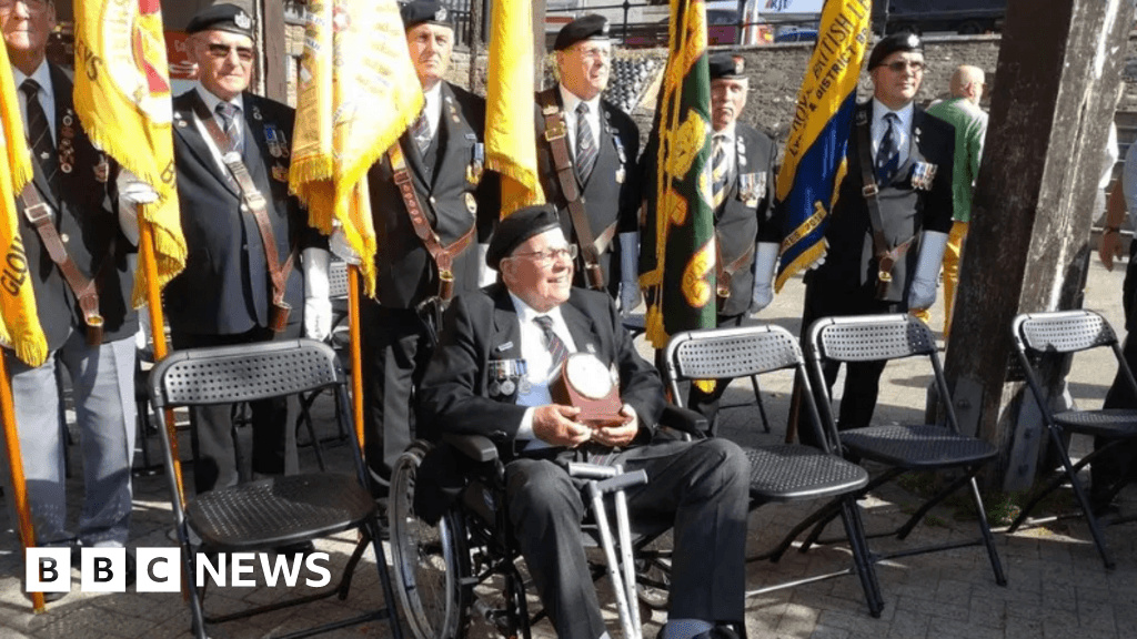Gloucestershire school library named after Korean War veteran