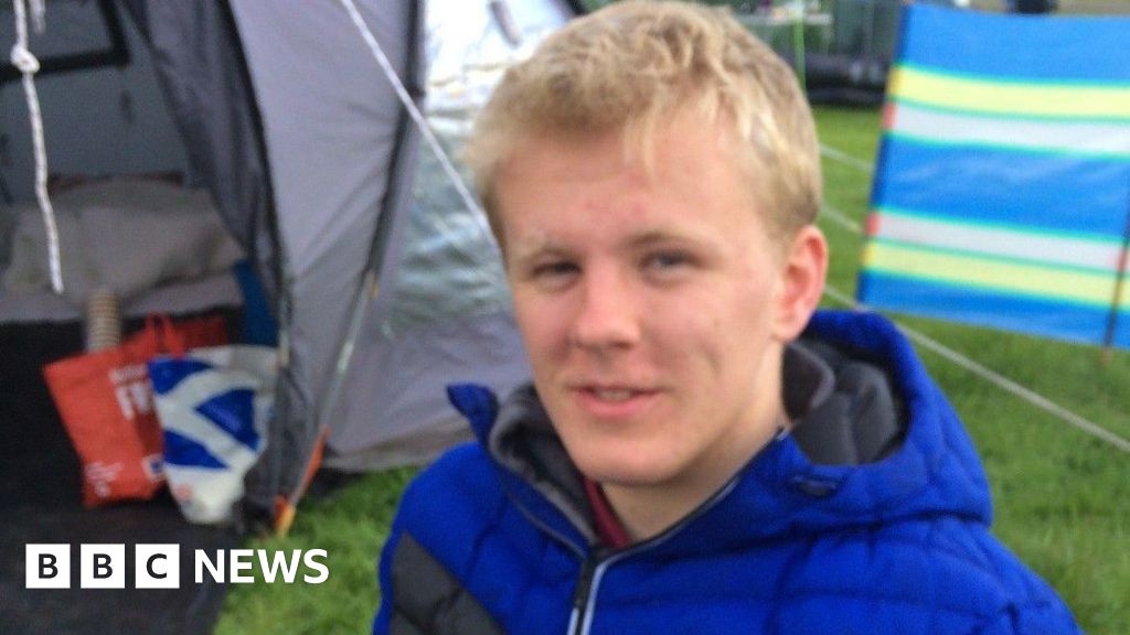 Harris Mcdonell: Concern for teens in adult psychiatric wards
