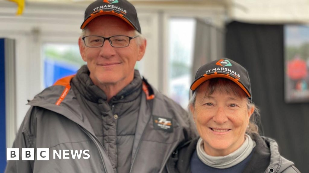 Isle of Man TT fans from Florida marshal after being 'recruited' on ferry