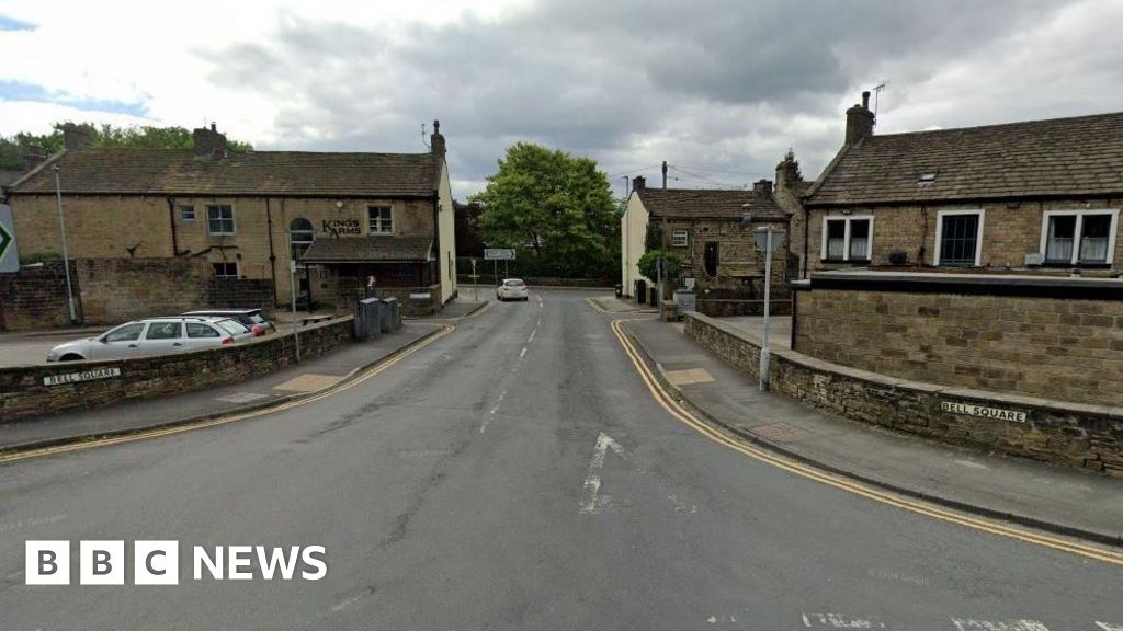 Man charged with impersonating a police officer in Silsden