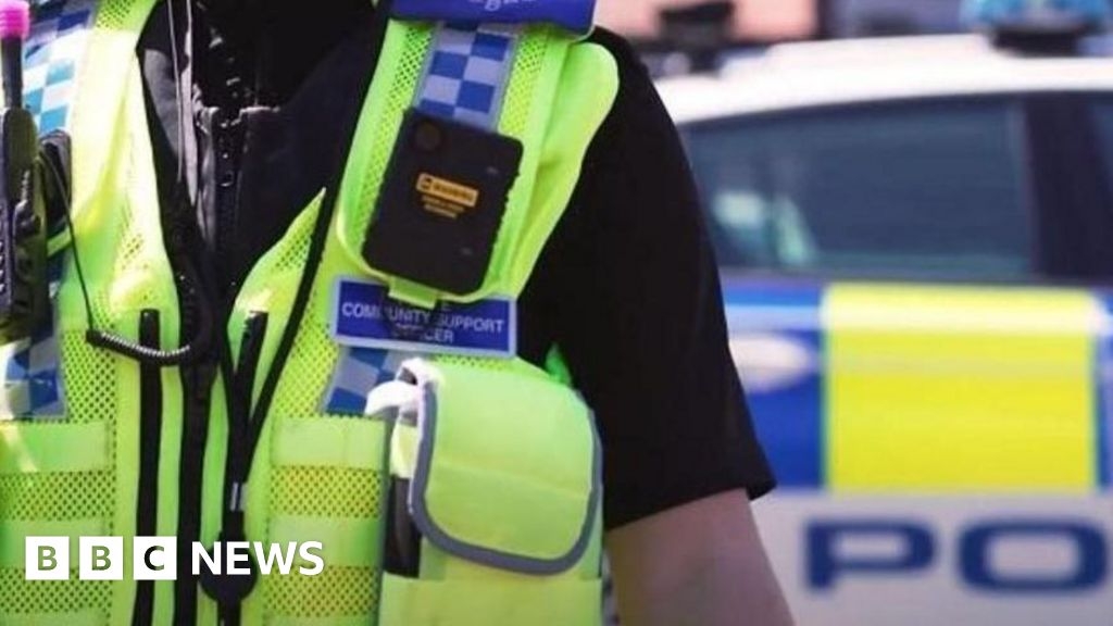 Cyclist, 16, seriously hurt as car fails to stop in Liversedge