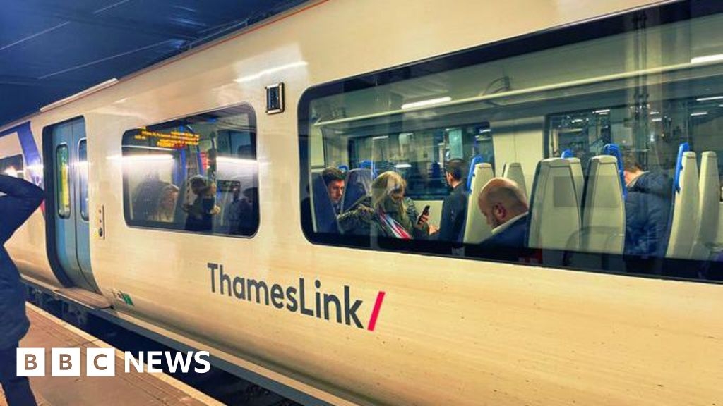 Thameslink invests £1.7m into network to improve railway stations