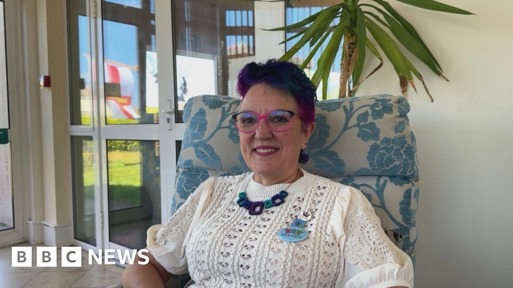 Volunteer shortage threatens Guernsey club for elderly