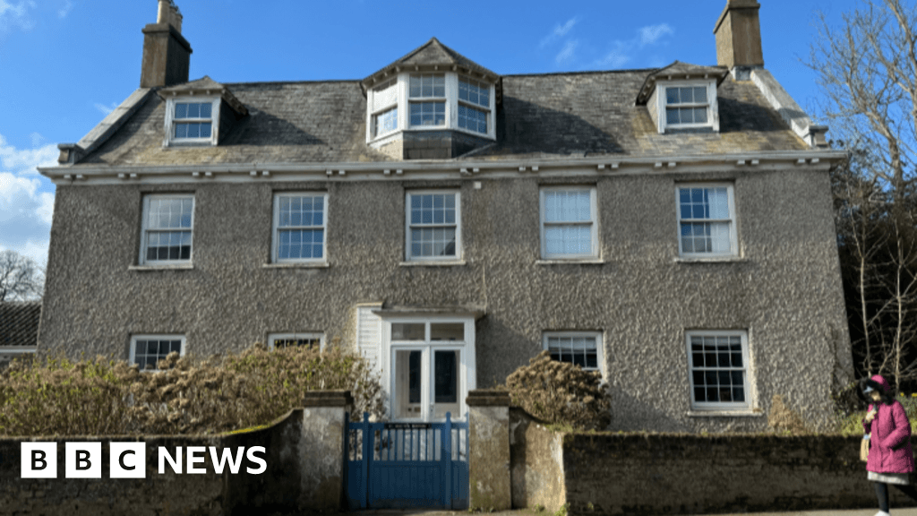 Guernsey ratepayers covering rectory costs could be axed