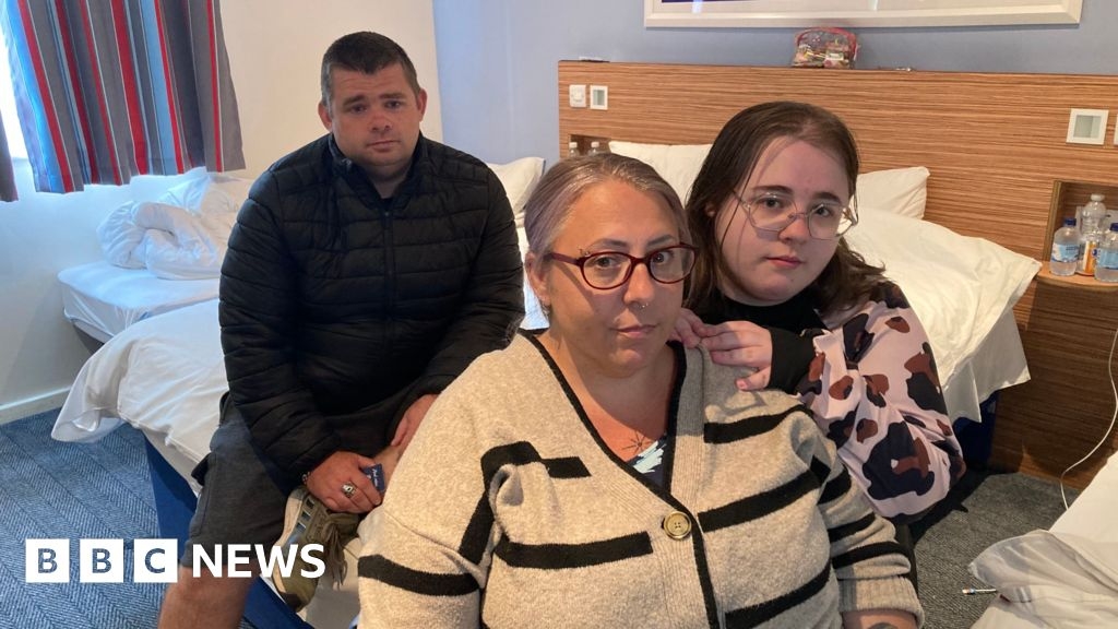 Gainsborough family 'lose everything' after fire destroys home