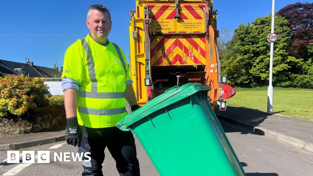 Truckloads of Scotland's rubbish will be exported to England, say experts