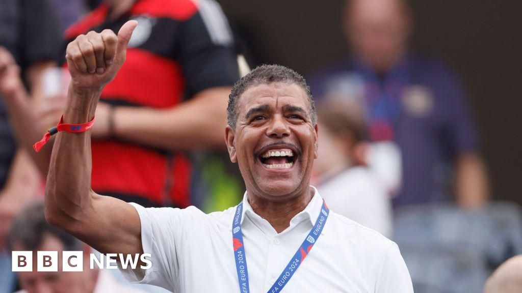 Chris Kamara says Middlesbrough hub will make 'mega difference'