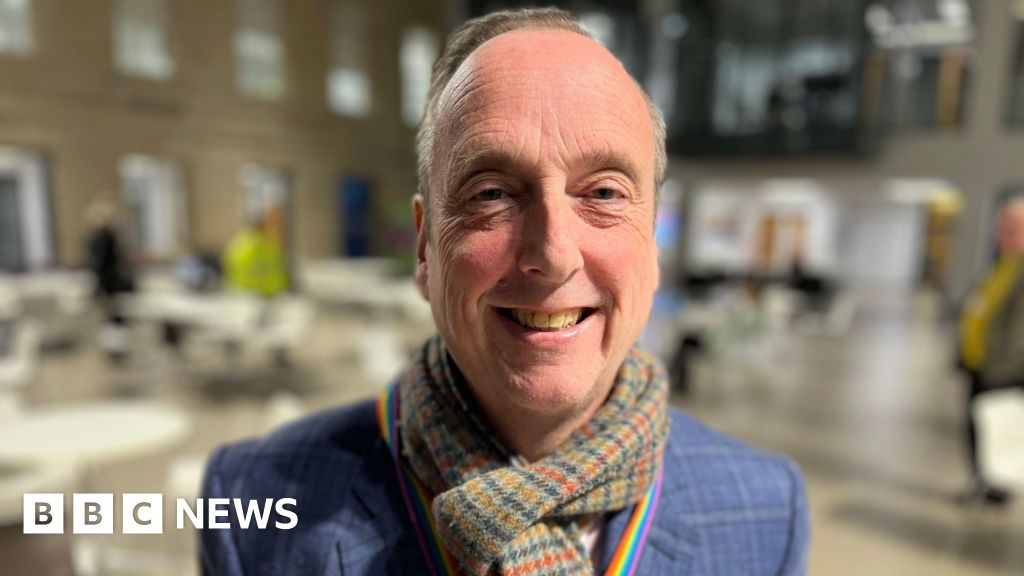 New Wiltshire Council leader urges patience on potholes