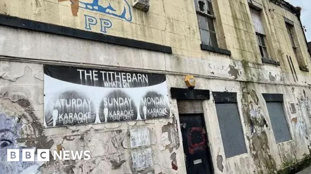Campaigners offer to run under-threat Preston pub building