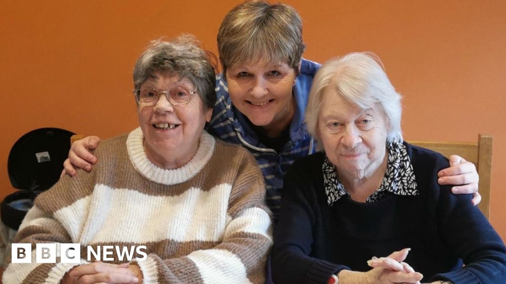 Hosting people with dementia "incredibly rewarding"
